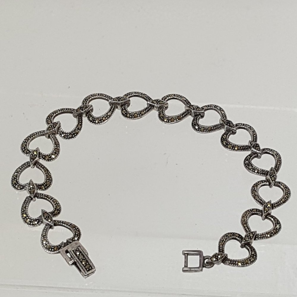 Sterling Marcasite Heart Bracelet 7" .925 Stamped  Excellent Condition-LOVE